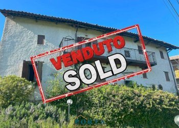 Foto 1 - Independent house Località Vadda
 
2, Sale San Giovanni - photo 1