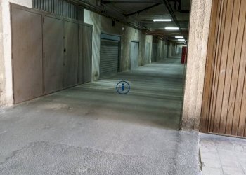 Foto 4 - Box Via Campolongo
 
43, Maddaloni - foto 4