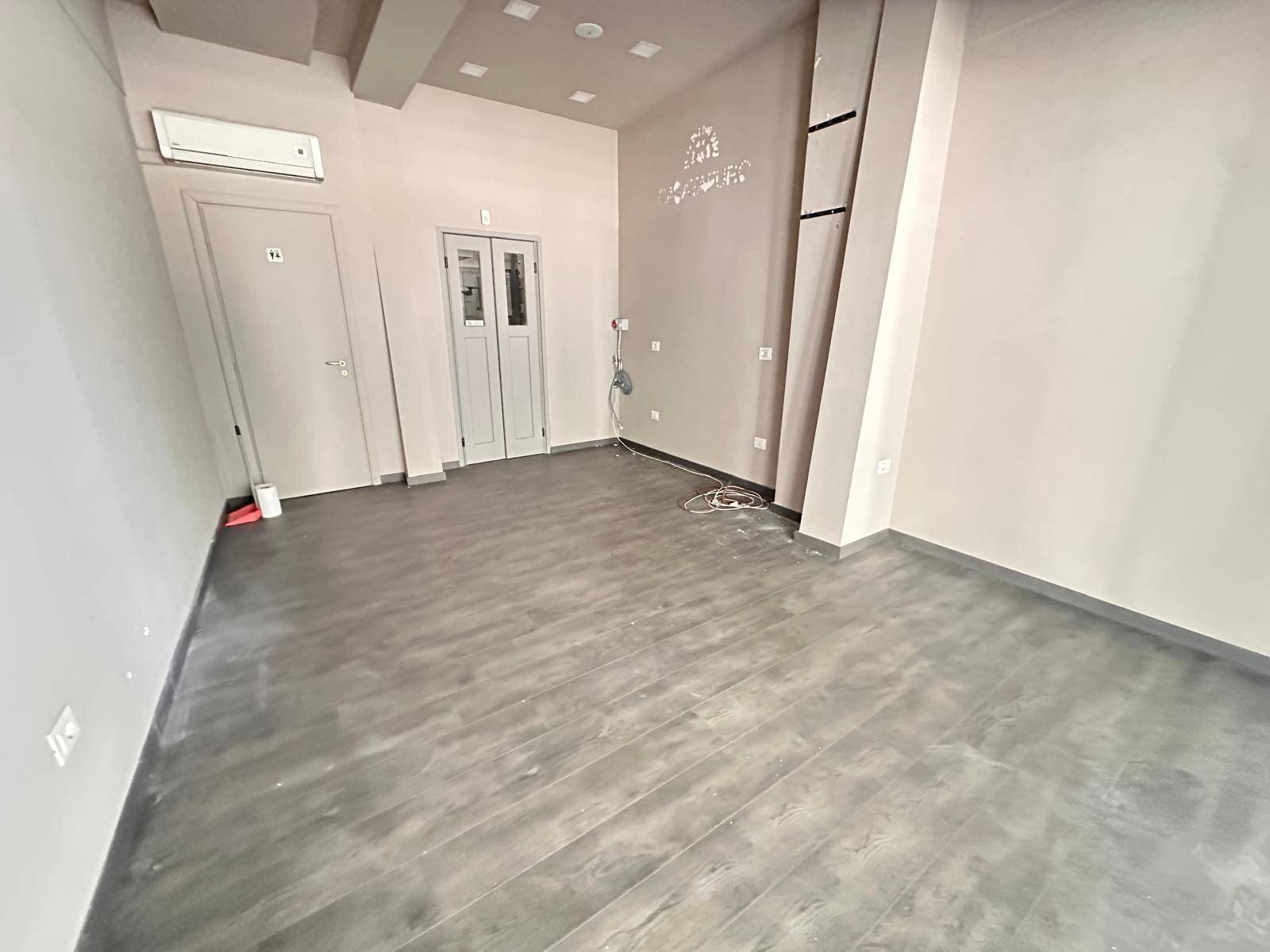 Foto 2 - Negozio Corso Giannone
 
166, Caserta - foto 2