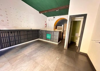 Foto 3 - Negozio Via G. B. Vico
9, Caserta - foto 3