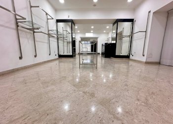 Foto 1 - Negozio Via Colombo
30, Caserta - foto 1