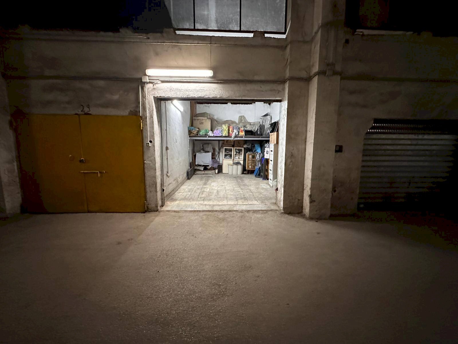 Foto 1 - Box Via De Martino
 
14, Caserta - photo 1