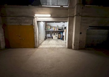 Foto 1 - Box Via De Martino
 
14, Caserta - photo 1