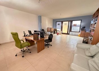 Foto 1 - Negozio Via Foglia
88, Marcianise - foto 1