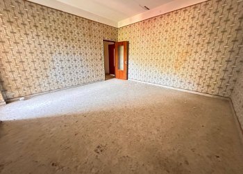 Foto 1 - Trilocale Via bellomo
 
7, Caserta - foto 1