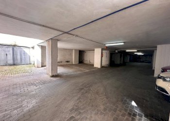 Foto 5 - Box Via Lupoli
 
38, Caserta - photo 5