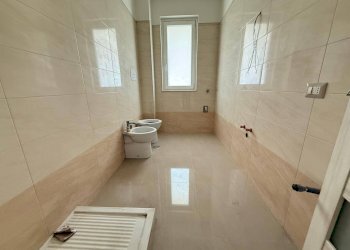 Foto 14 - Office Via Forche Caudine
 
165, Maddaloni - photo 14