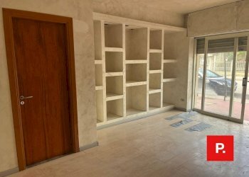 Foto 5 - Locale Commerciale via e. caruso
 
34, Caserta - foto 5