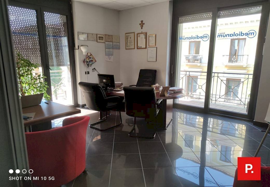 Foto 1 - Office corso trieste
 
156, Caserta - photo 1