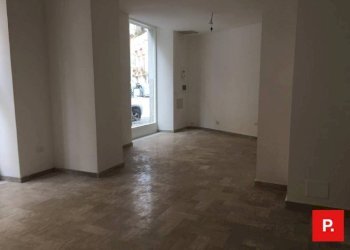 Foto 5 - Locale Commerciale Via Turati, Caserta - foto 5