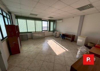 Foto 6 - Office VIA APPIA KM 197.300
 
SNC, Vitulazio - photo 6