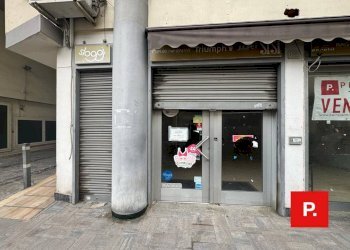 Foto 1 - Commercial Premises via Acquaviva, Caserta - photo 1