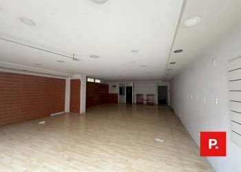 Foto 5 - Commercial Premises via Acquaviva, Caserta - photo 5