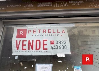 Foto 9 - Commercial Premises via Acquaviva, Caserta - photo 9
