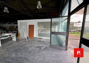 Foto 3 - Locale Commerciale viale Carlo III, Caserta - foto 3