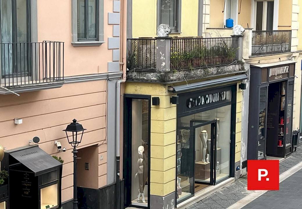 Foto 1 - Locale Commerciale via mazzini, Caserta - foto 1