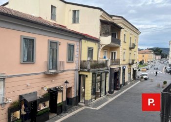 Foto 2 - Locale Commerciale via mazzini, Caserta - foto 2