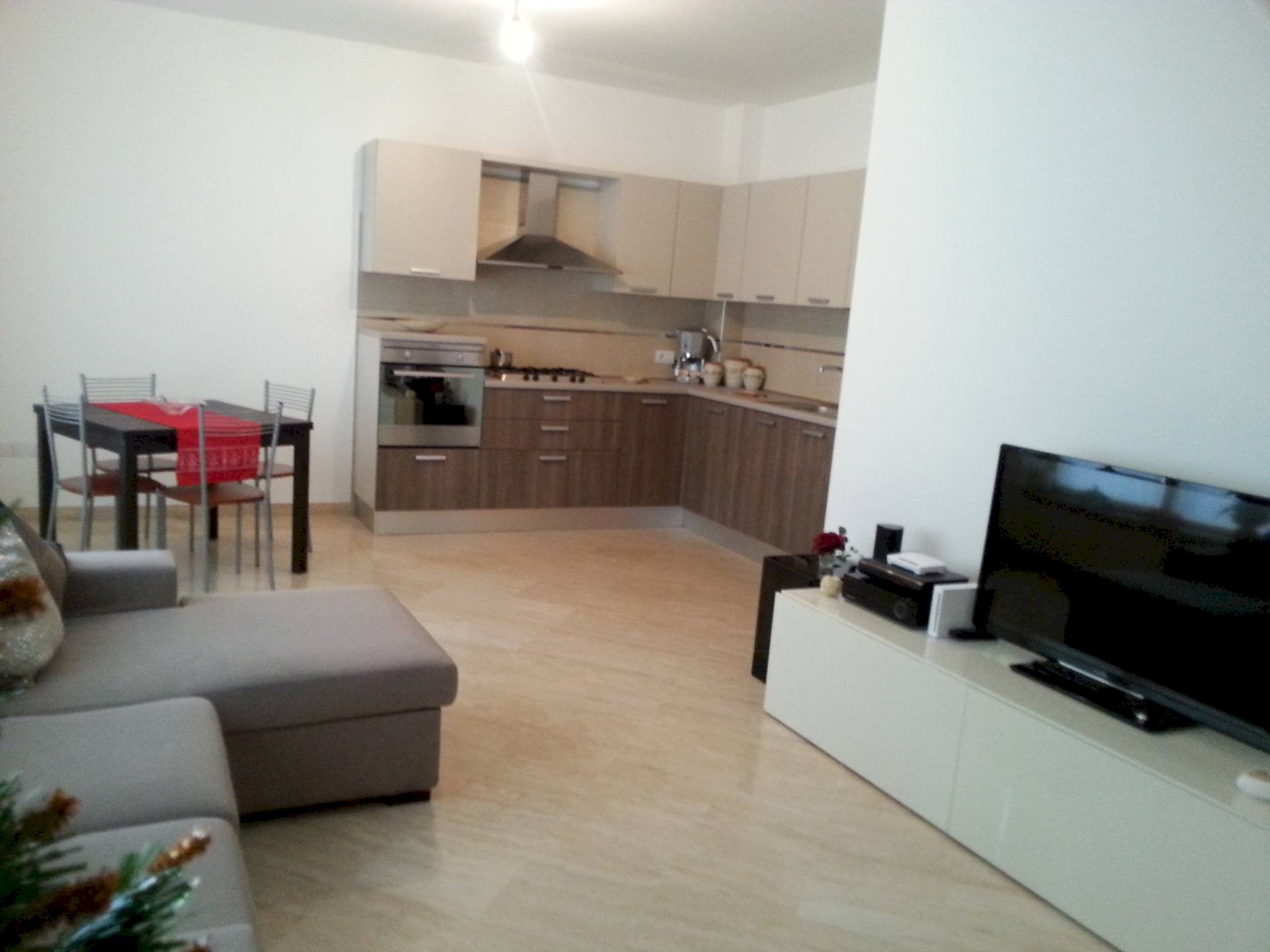 Foto 3 - Trilocale via crispi
 
24, Campobasso - foto 3