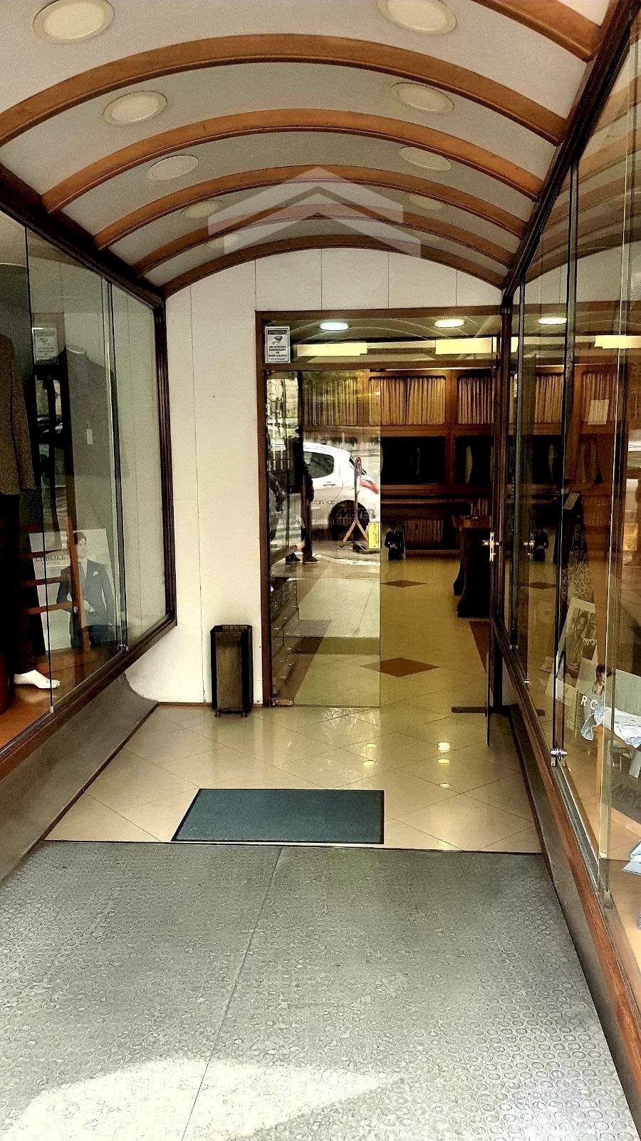 Foto 2 - Locale Commerciale P.zza Cesare Battisti, Campobasso - foto 2