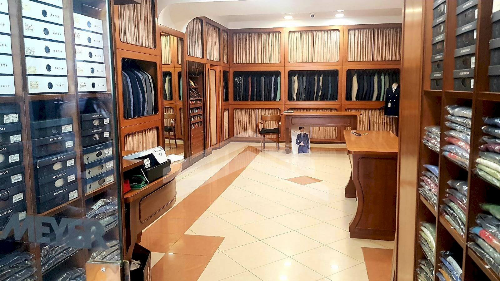 Foto 3 - Locale Commerciale P.zza Cesare Battisti, Campobasso - foto 3