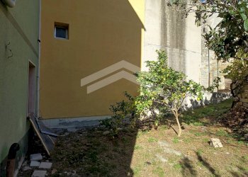 Foto 34 - Stabile - Palazzo Gabriele Pepe
 
sn, Guardialfiera - foto 34