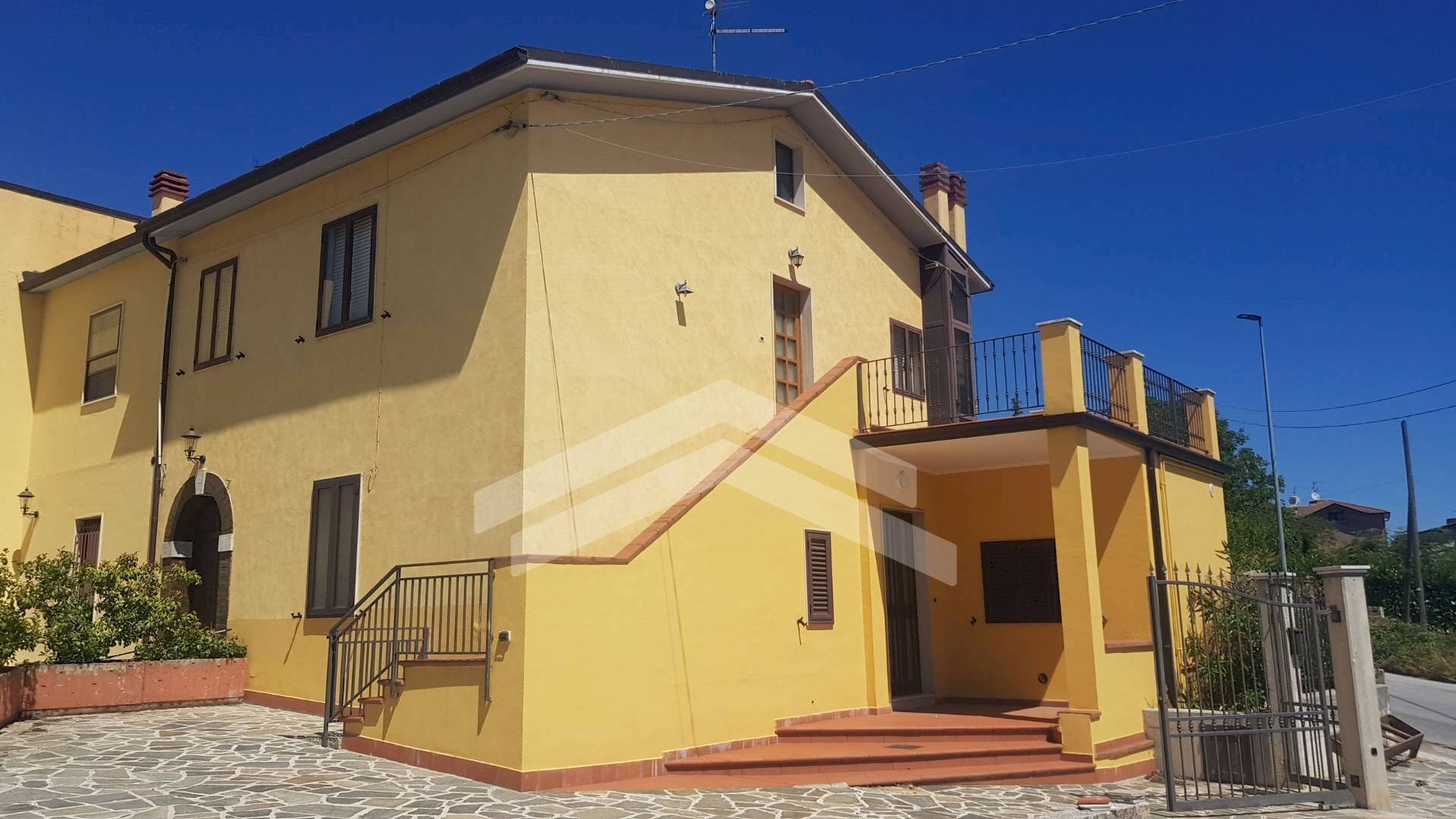 Foto 2 - Three-room apartment C.da Colle dell'Orso
 
66, Campobasso - photo 2