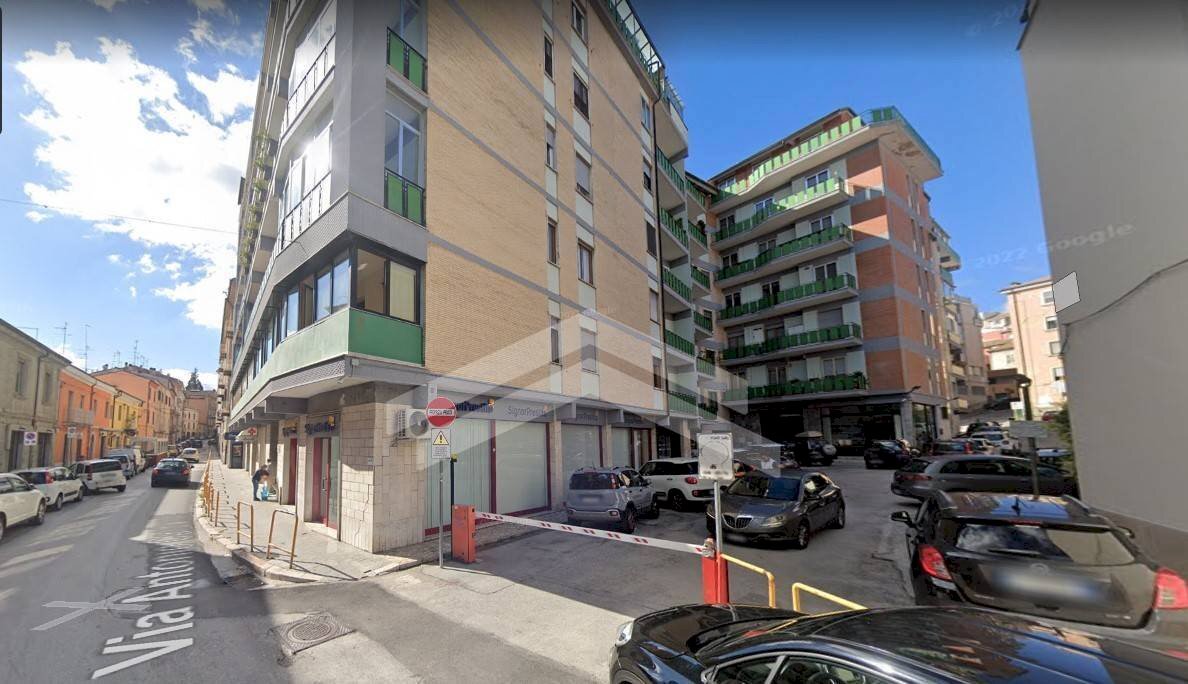 Foto 1 - Locale Commerciale Zona Via Cardarelli, Campobasso - foto 1