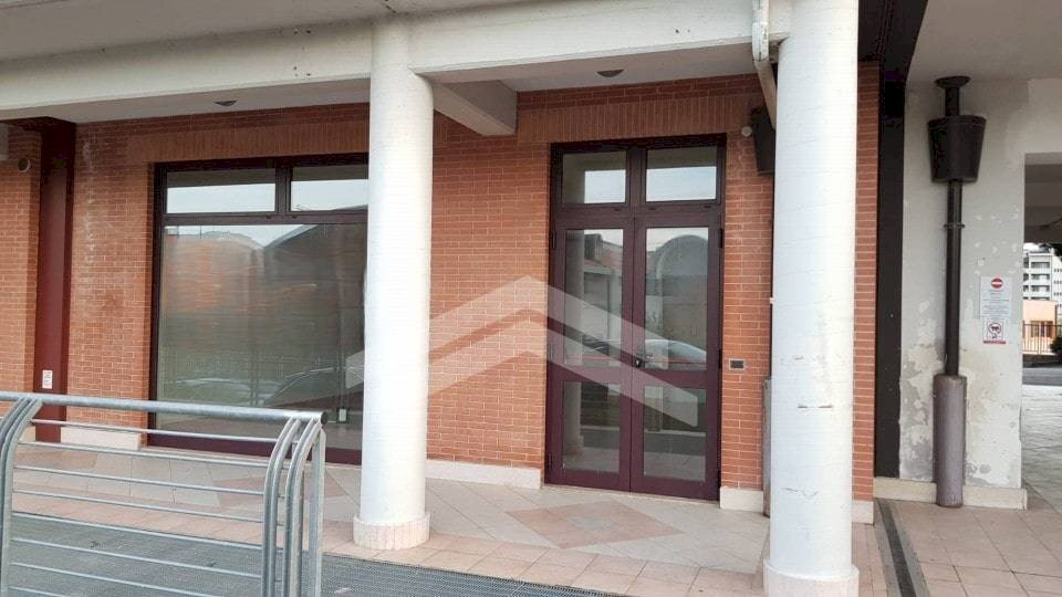 Foto 2 - Locale Commerciale Via Scardocchia, Campobasso - foto 2