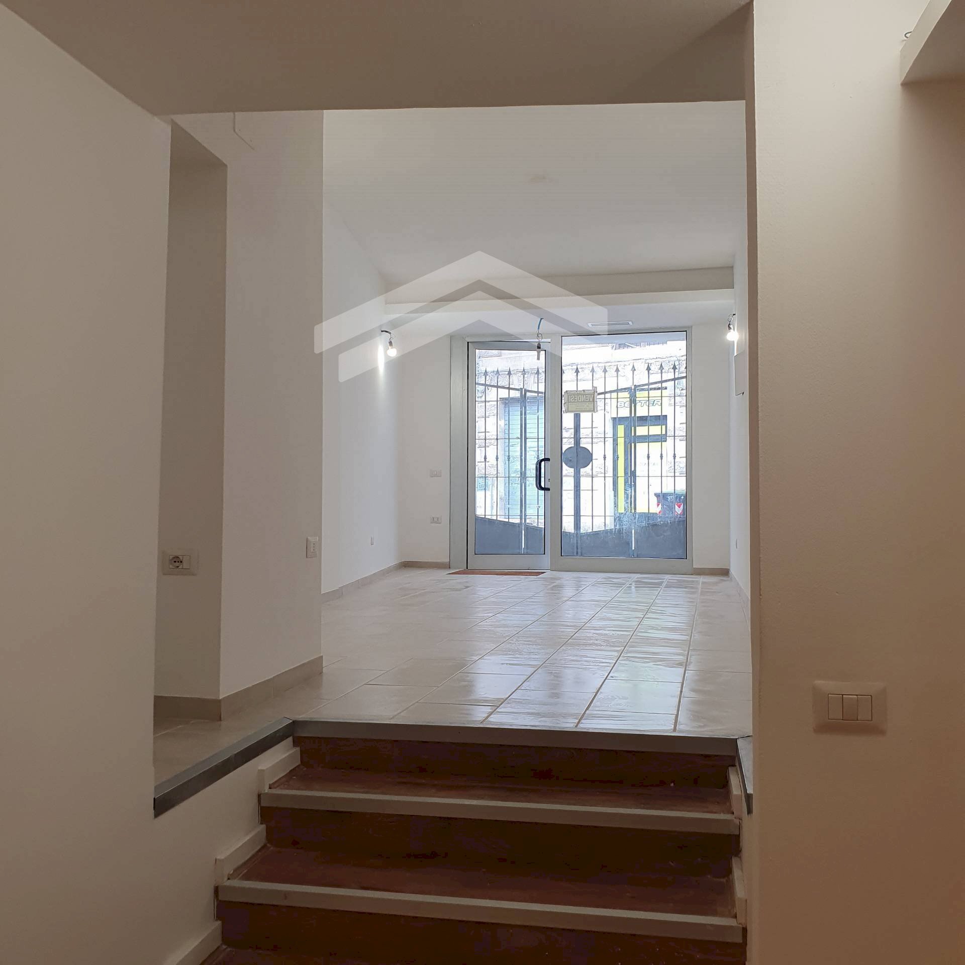 Foto 3 - Locale Commerciale Via Ferrari, Campobasso - foto 3