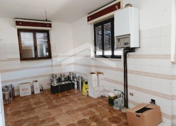 Foto 19 - Locale Commerciale Guardialfiera - foto 19