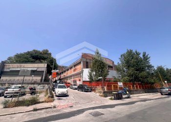 Foto 2 - Locale Commerciale Via D'Amato
6-8-10-12, Campobasso - foto 2