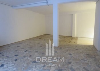 Foto 2 - Locale Commerciale via XX Settembre, Quartu Sant'Elena - foto 2