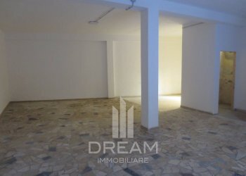 Foto 3 - Locale Commerciale via XX Settembre, Quartu Sant'Elena - foto 3