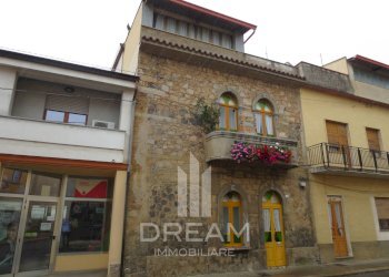 Foto 1 - Casa indipendente via Matteotti, Guspini - foto 1