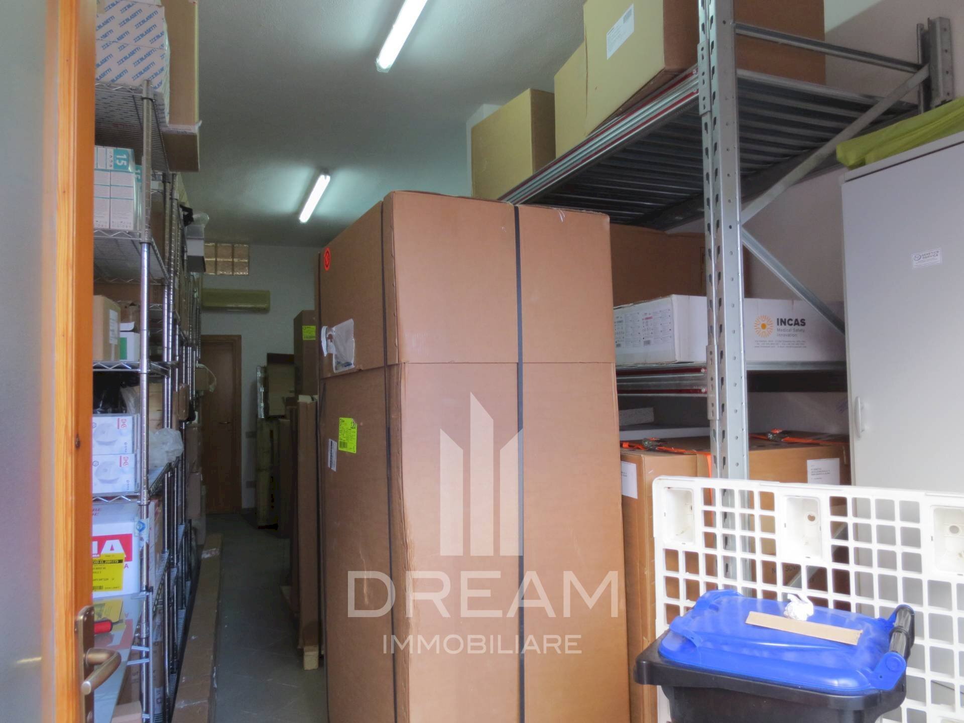 Foto 2 - Locale Commerciale via Ruggero Leoncavallo, Quartu Sant'Elena - foto 2