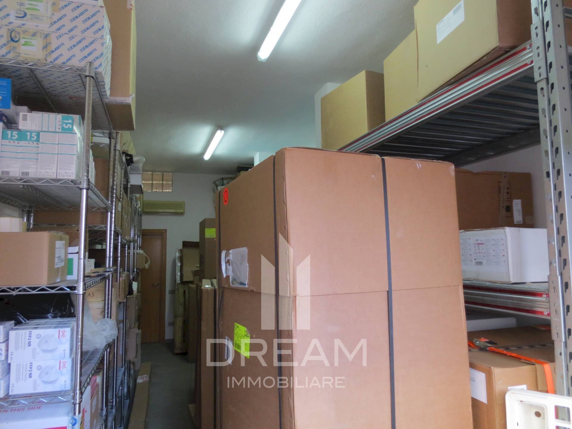 Foto 3 - Locale Commerciale via Ruggero Leoncavallo, Quartu Sant'Elena - foto 3