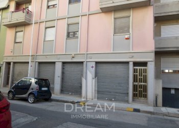 Foto 1 - Locale Commerciale via Ruggero Leoncavallo, Quartu Sant'Elena - foto 1