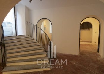 Foto 9 - Locale Commerciale via dei Pisani, n.1, Cagliari - foto 9