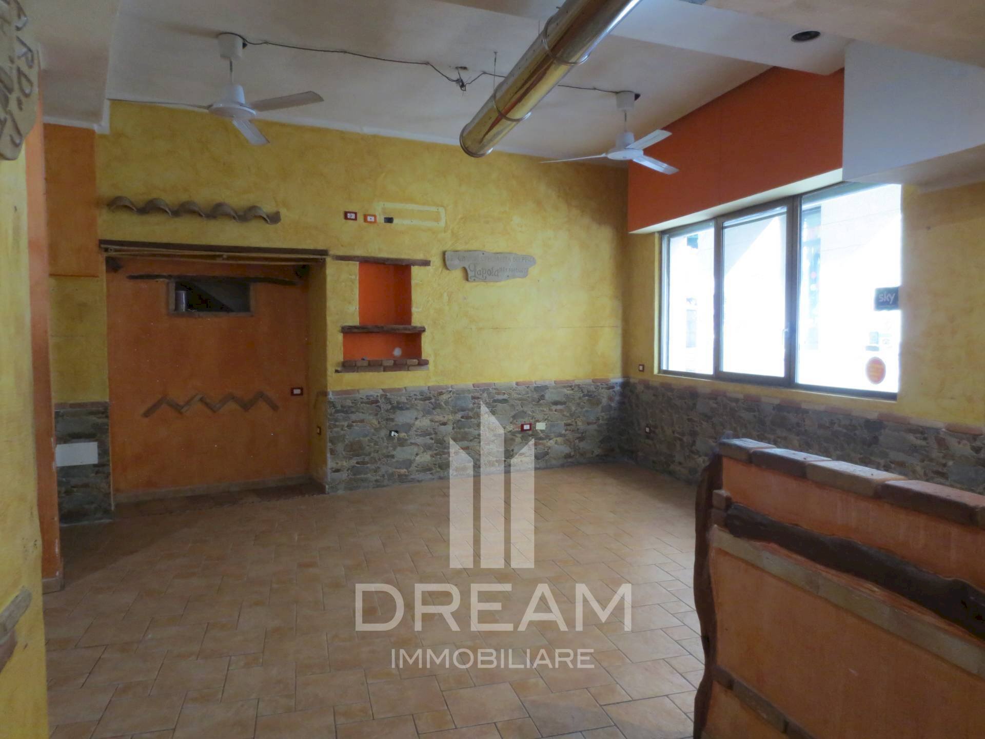 Foto 3 - Locale Commerciale Vico Barcellona, Cagliari - foto 3