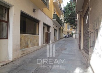 Foto 1 - Locale Commerciale Vico Barcellona, Cagliari - foto 1