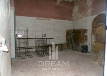 Foto 2 - Locale Commerciale piazza Garibaldi, Cagliari - foto 2