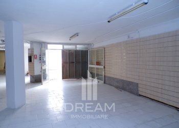 Foto 3 - Locale Commerciale via Guglielmo Marconi, Quartu Sant'Elena - foto 3