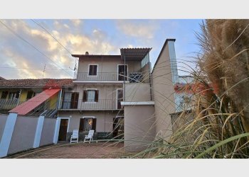 Independent house via Torino, 25, Vigone - photo 2