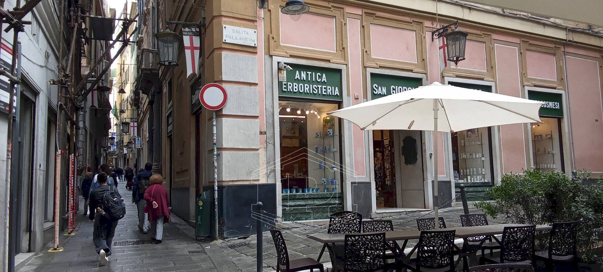 Locale Commerciale Via Luccoli, Genova (zona Centro Storico) - foto 3
