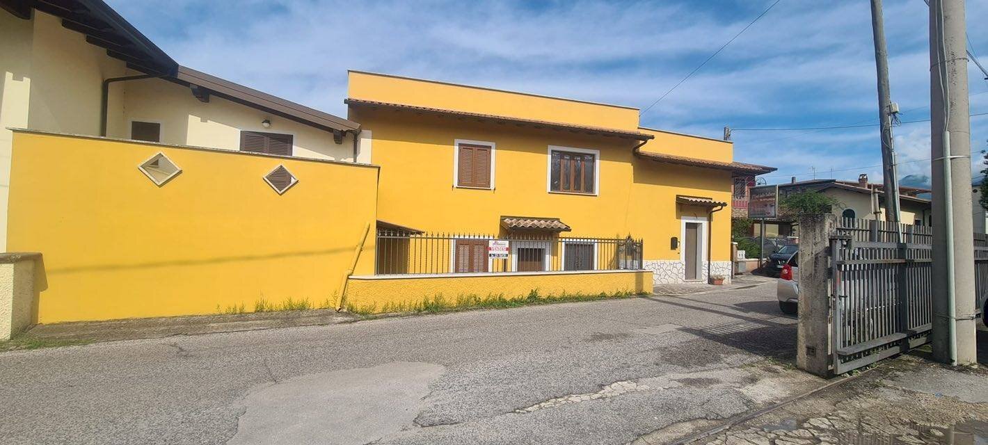 Foto 3 - Trilocale via valle
 
69, Alatri - foto 3