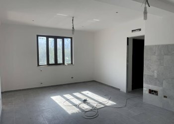 Foto 4 - Trilocale via valle
 
69, Alatri - foto 4