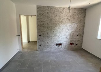 Foto 7 - Trilocale via valle
 
69, Alatri - foto 7