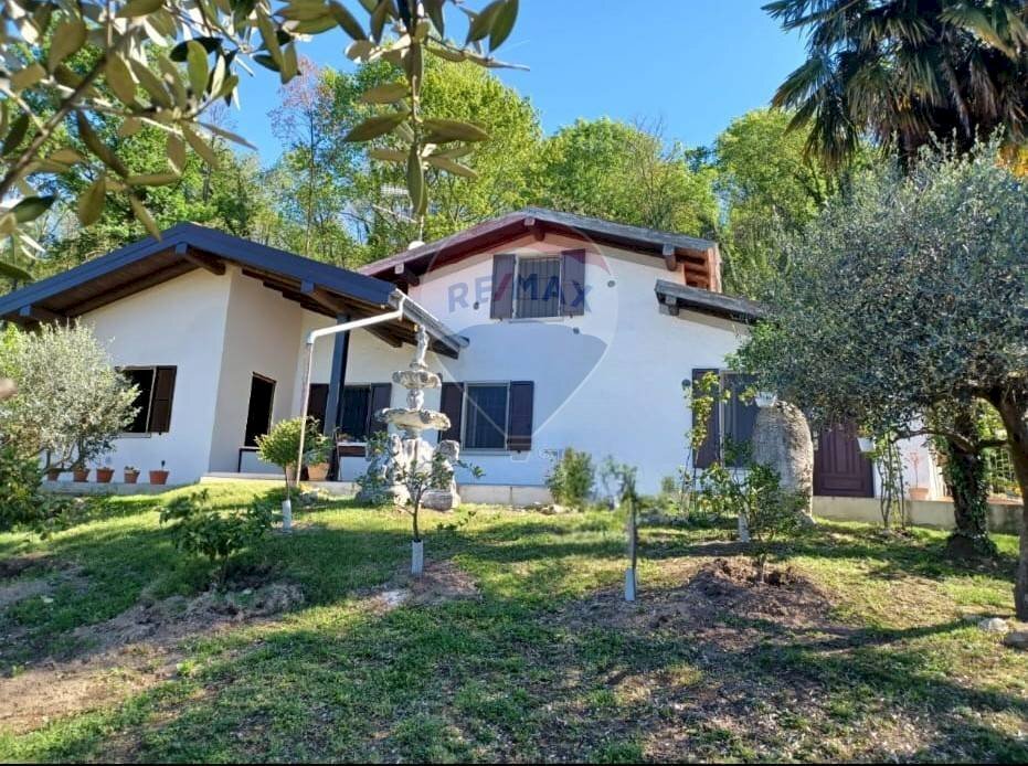 Casa all\'aperto - Villa Frazione Cà de Monti
 
17, Gavirate - foto 1