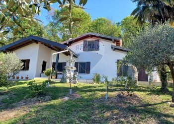 Casa all\'aperto - Villa Frazione Cà de Monti
 
17, Gavirate - foto 1