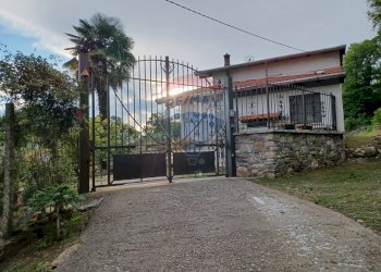 Casa all\'aperto - Villa Frazione Cà de Monti
 
17, Gavirate - foto 3